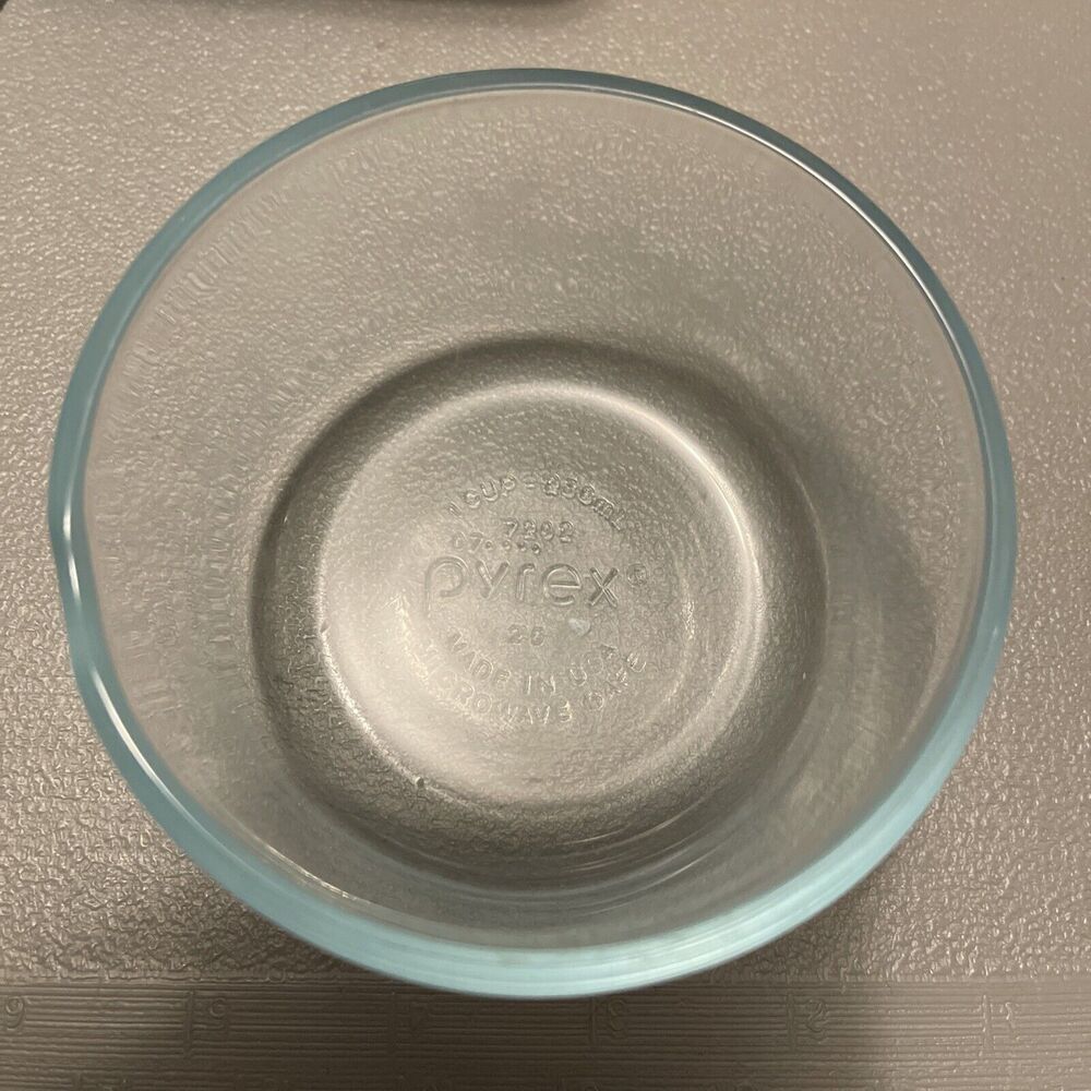 Pyrex 7207 Glass Blue Tint 1 Cup 236ml microwave safe Bowl.